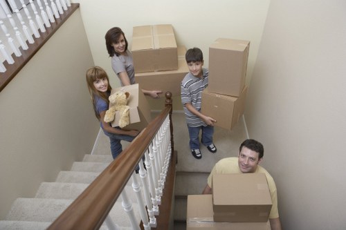 Transparent Man and Van Merton pricing for local house and flat moves